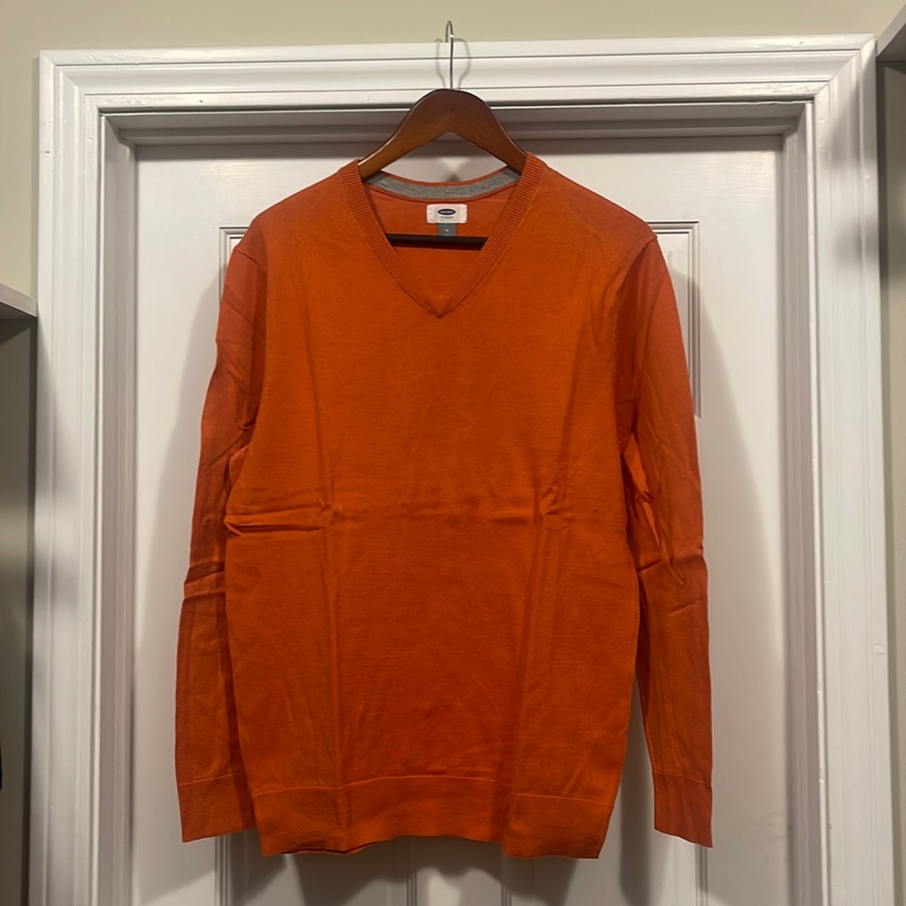 Old Navy V-Neck